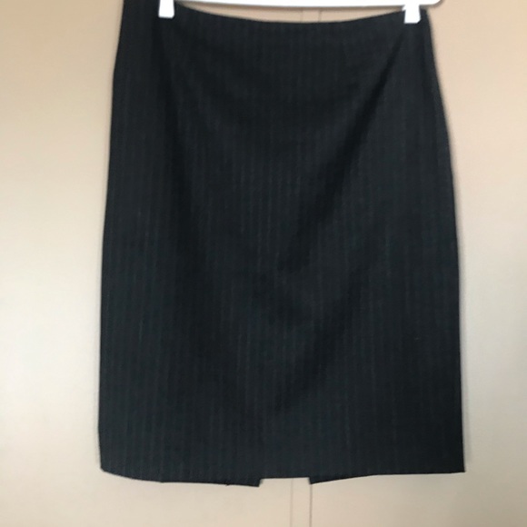 le chateau Dresses & Skirts - LE CHATEAU Charcoal Grey Striped Pencil Skirt
